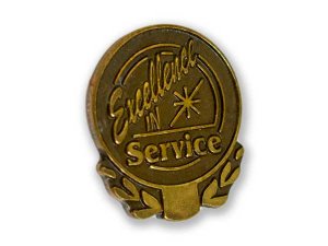 (image for) Excellence in Service Lapel Pin